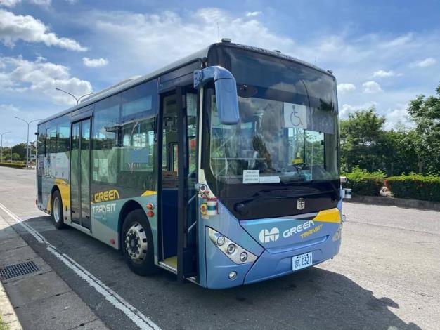 台南市自駕公車領牌 下半年完成測試後上路載客